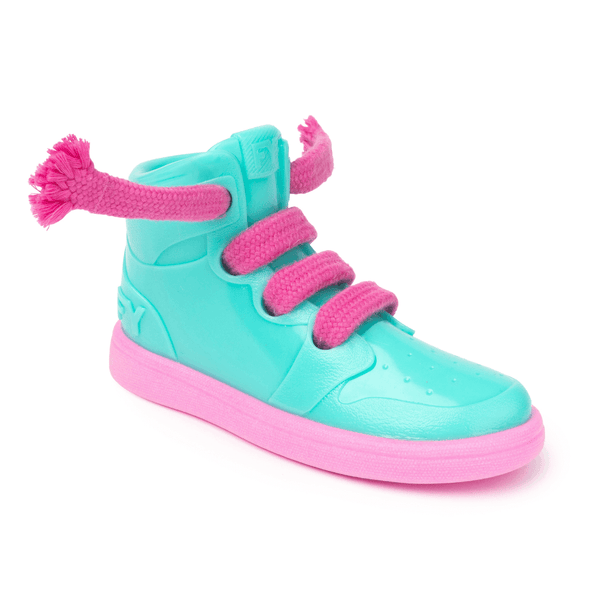 Fresh Kicks 'N' Licks - Interactive Dog Toy