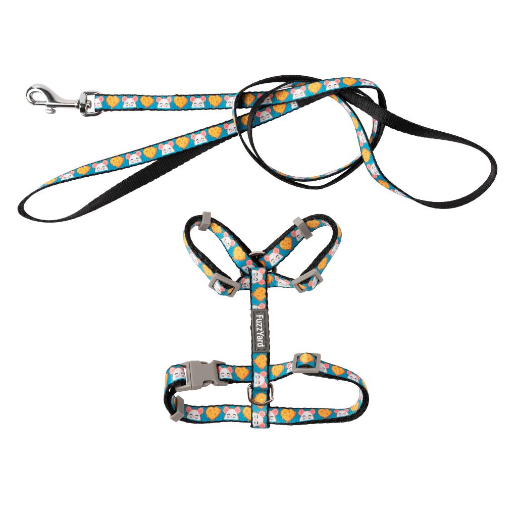 Cheesy Hearts - Cat Walking Set